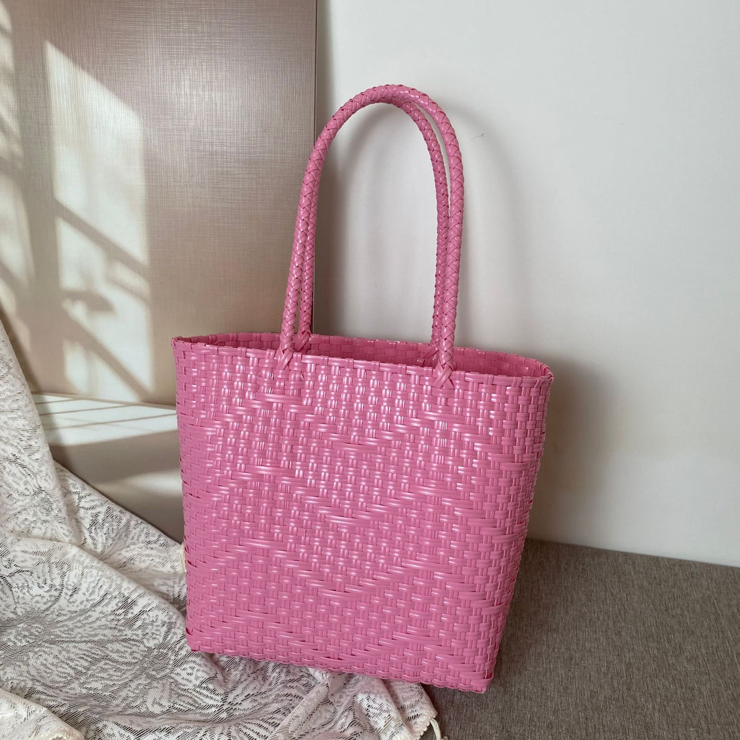 Hand-knotted tote bag with modern wave pattern Bowlift