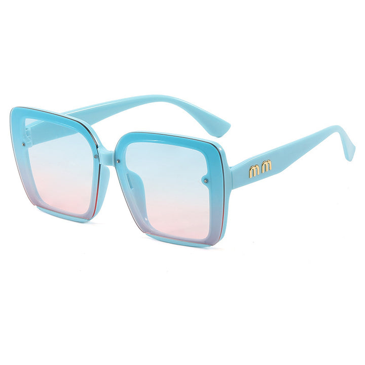 Women's sunglasses in modern square style Bowlift