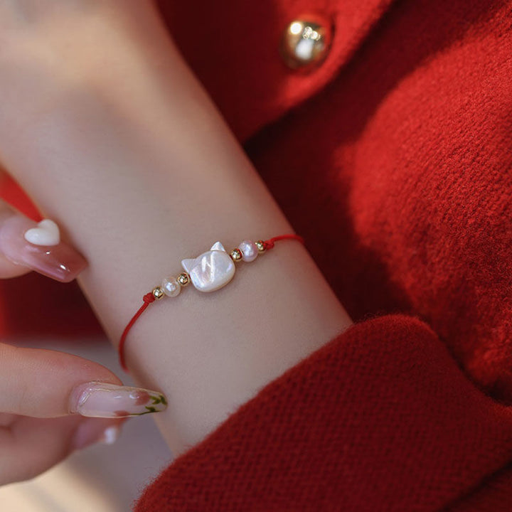 Adjustable Cat-Themed Charm Bracelet Bowlift