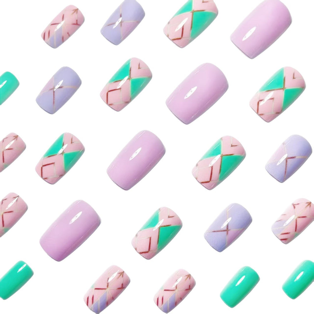 Geometric Pattern Nail Art Bowlift