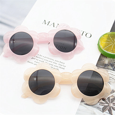 Women's sunglasses in playful floral pattern Bowlift