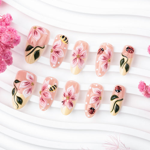 Floral Design Decorative Press-On Nail Set Bowlift