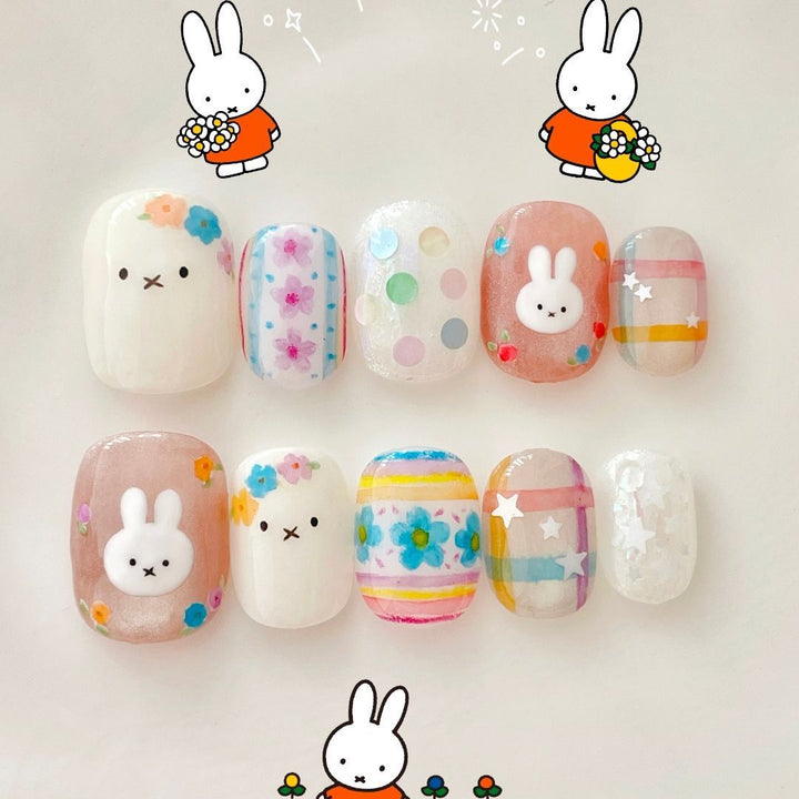 Whimsical Bunny-Themed Press-On Nail Set Bowlift