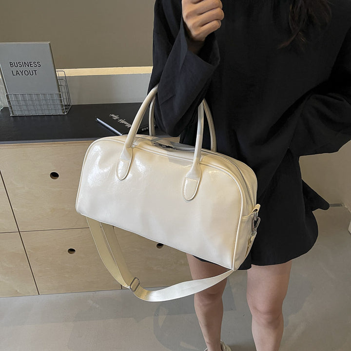 Elegant Weekend Bag in Vintage Style Bowlift