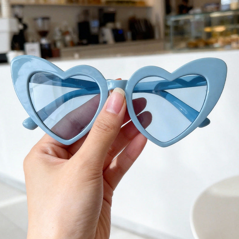 Vintage Heart-Frame Sunglasses Bowlift
