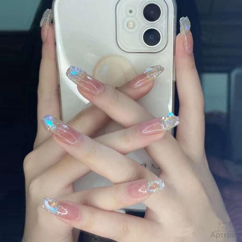 Glamorous Heart Nail Tips Bowlift