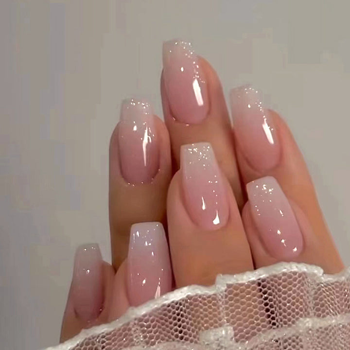 Art nails with elegant gradient and high gloss finish Bowlift
