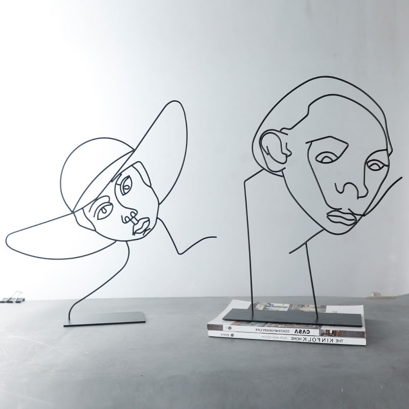 Artistic Wire Face Sculpture