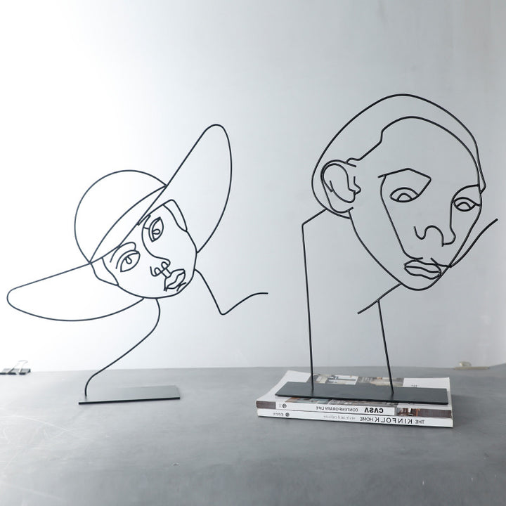 Artistic Wire Face Sculpture