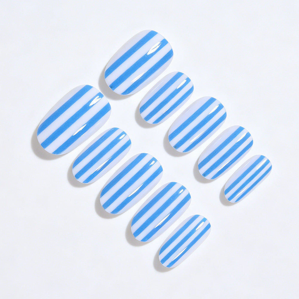 Stylish Striped Nail Art Tips Bowlift