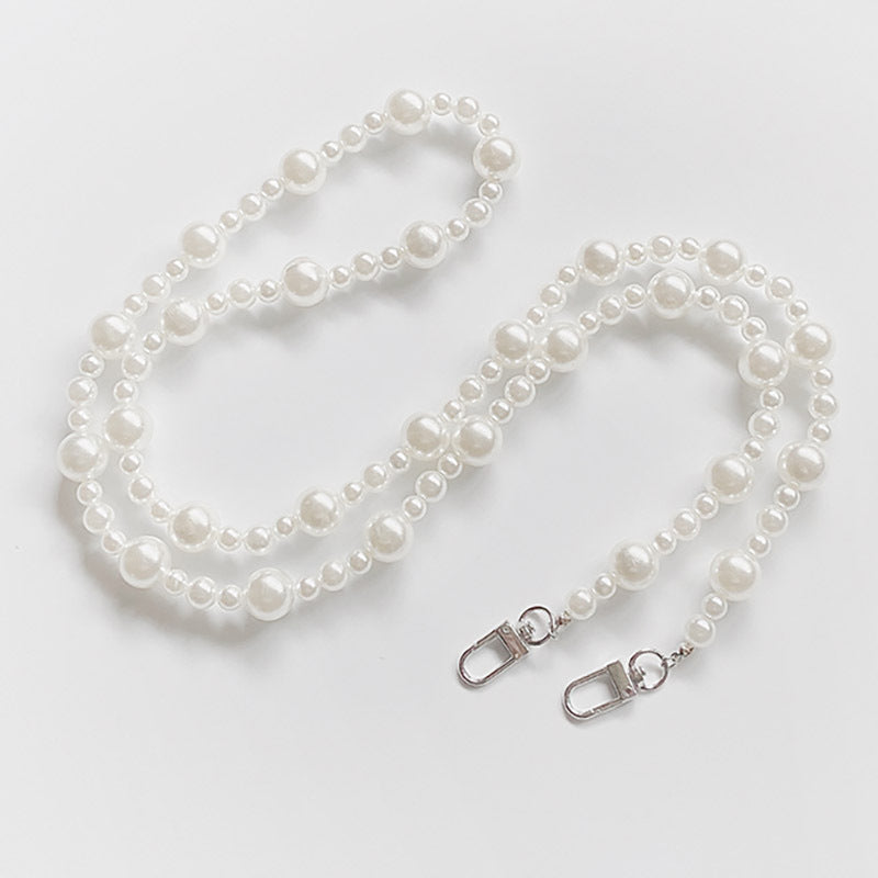 Elegant Pearl Necklace Bowlift