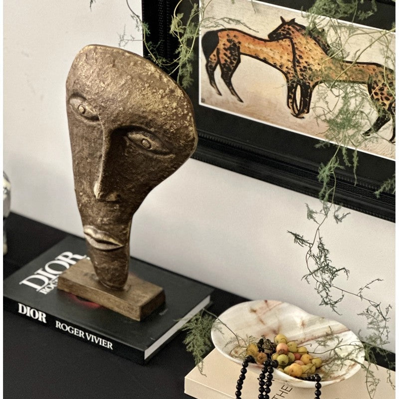 Stylish Artistic Face Sculpture