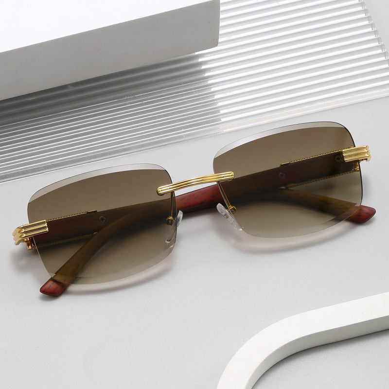 Women's designer sunglasses with luxurious accents Bowlift