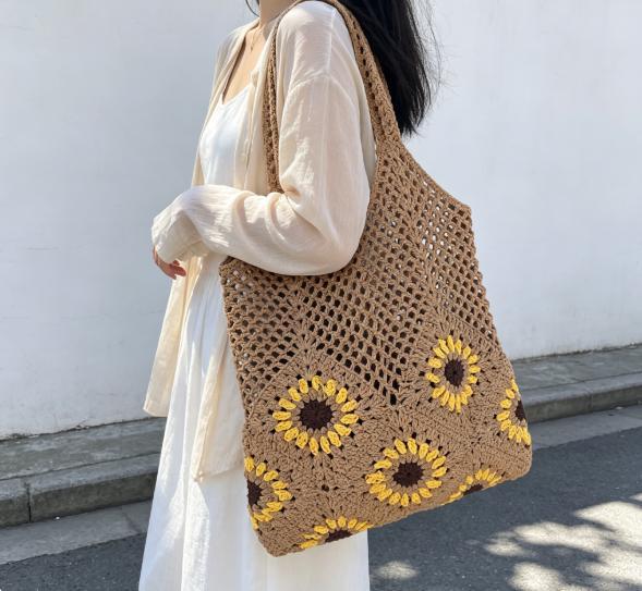 Hand-knotted cotton bag with sunflower pattern Bowlift
