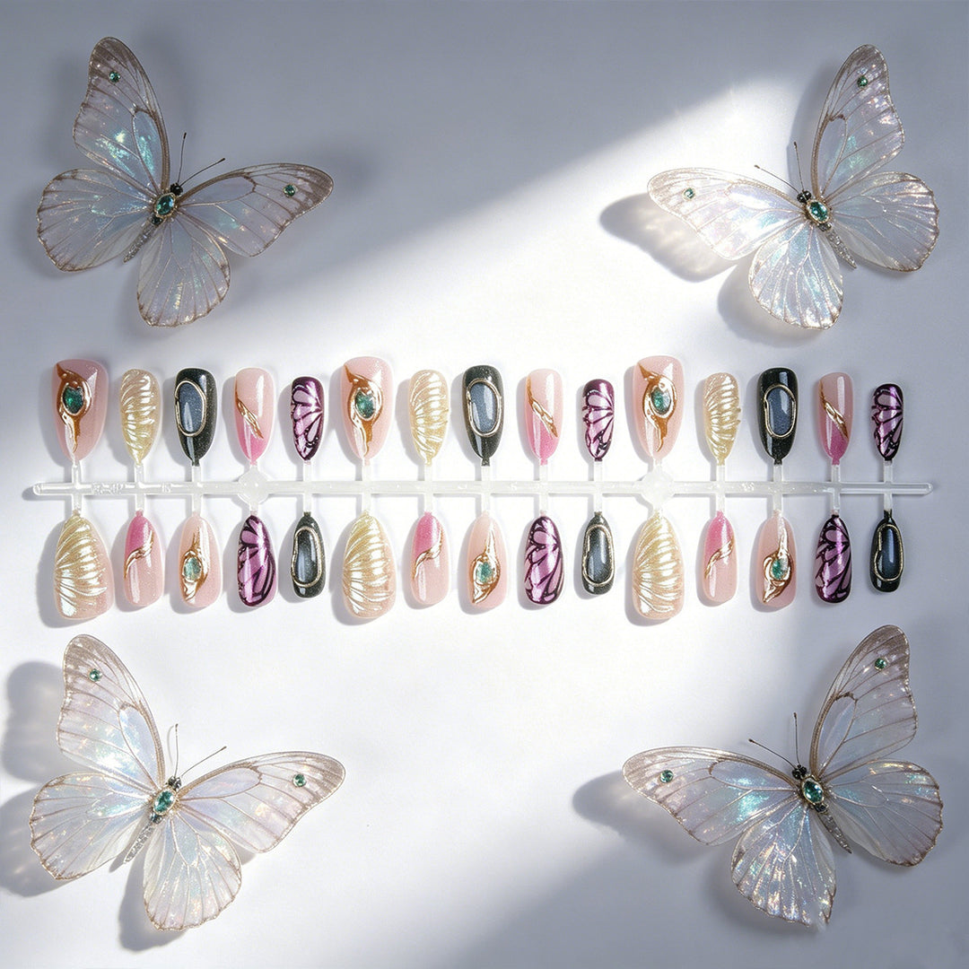 Glamorous artificial nails set with delicate designs Bowlift