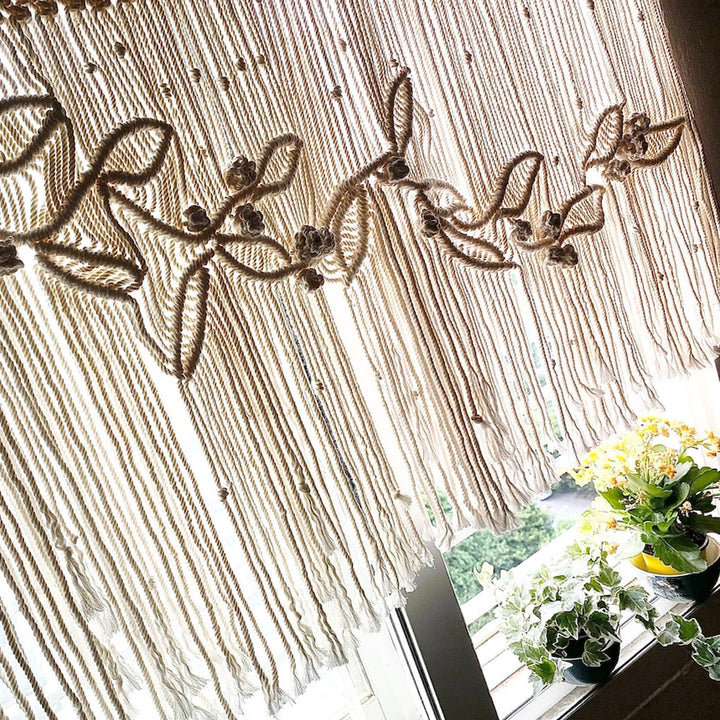 Macrame Leaf Wall Tapestry with Decorative Fringes Bowlift