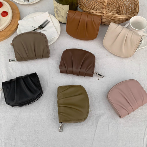 Sophisticated Textured Leather Coin Pouch Bowlift