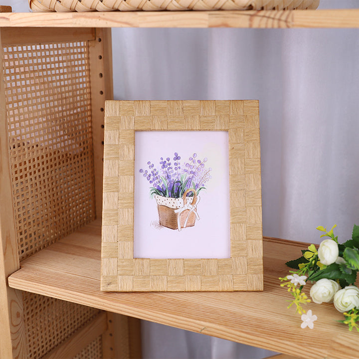 Artful Picture Frame Made of Natural Rattan Bowlift