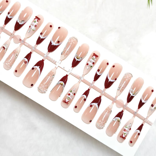 Festive artificial nails with Christmas motifs Bowlift