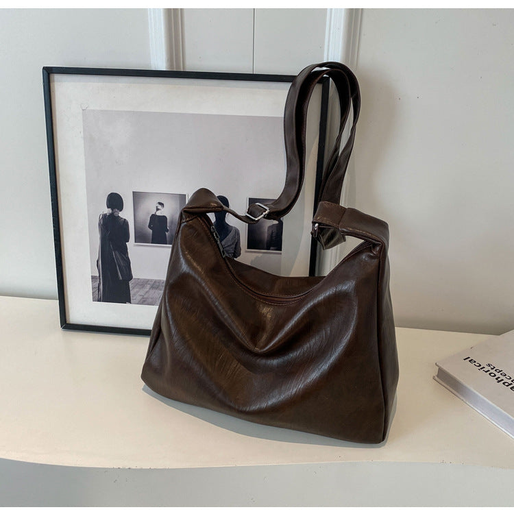 Chic Slouchy Hobo Bag Bowlift