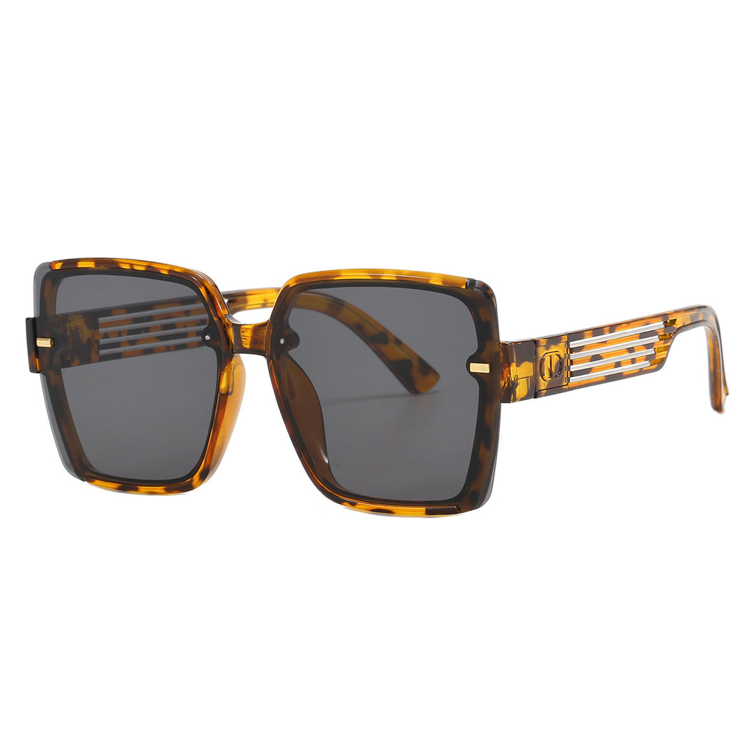 Women's trendy square sunglasses with UV protection and stylish frame Bowlift