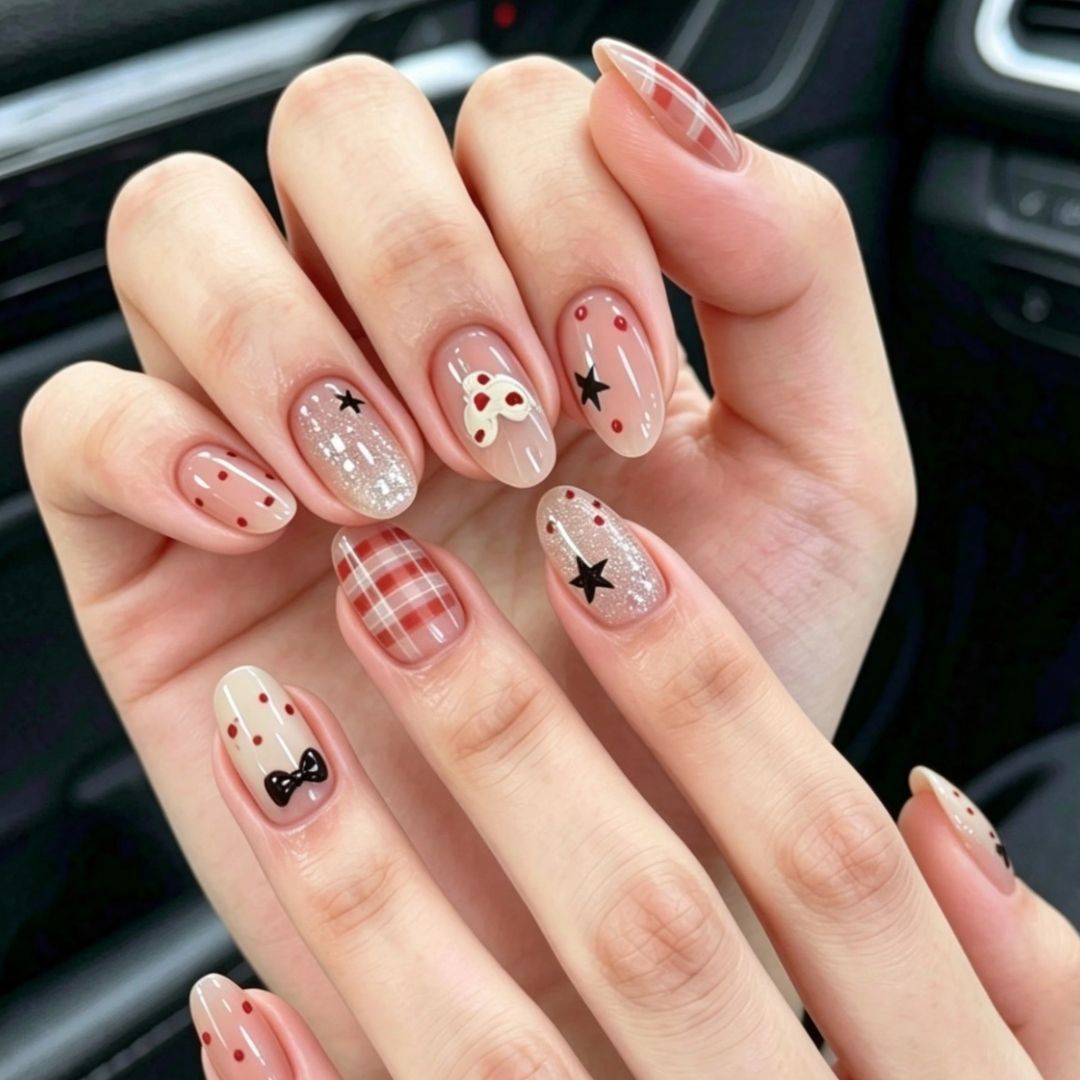 Whimsical Bunny-Themed Press-On Nail Art Set Bowlift