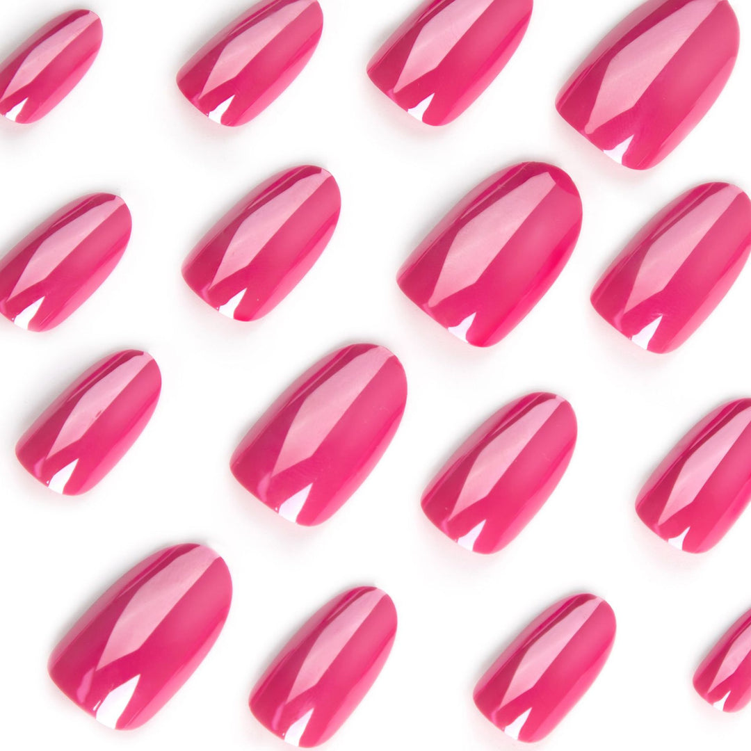 Artful nail art in trendy design Bowlift