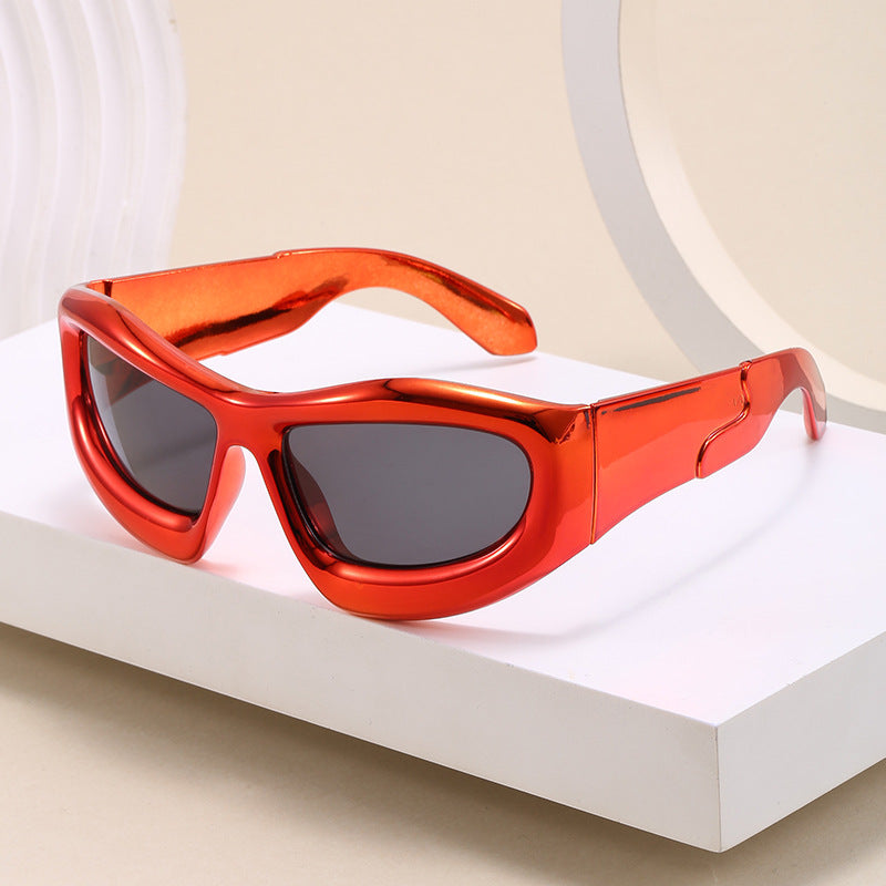 Women's Sporty Sunglasses with Robust, Geometric Frame Design Bowlift