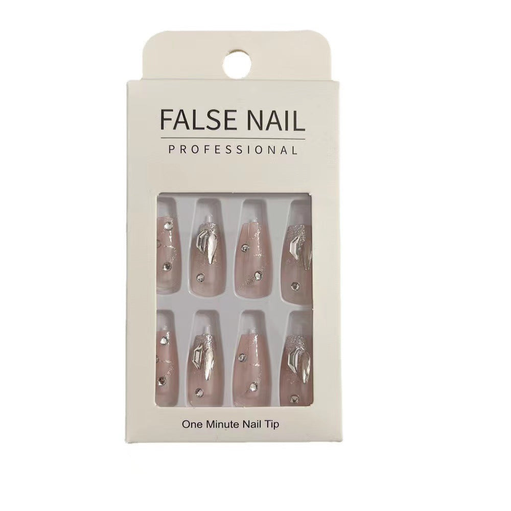 Glamorous artificial nails with glitter accents Bowlift