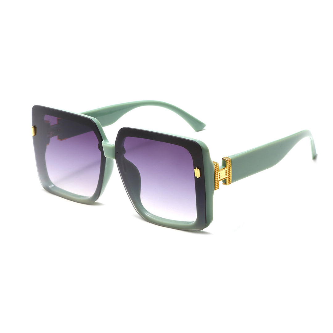Women oversized fashionable sunglasses with luxurious frame Bowlift