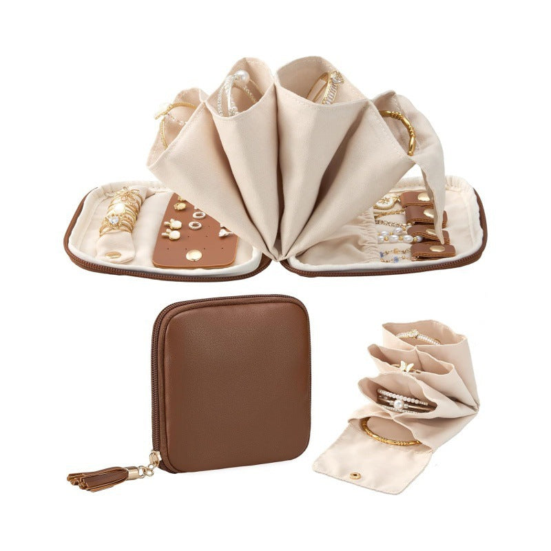Elegant jewelry organizer with individual divider system Bowlift