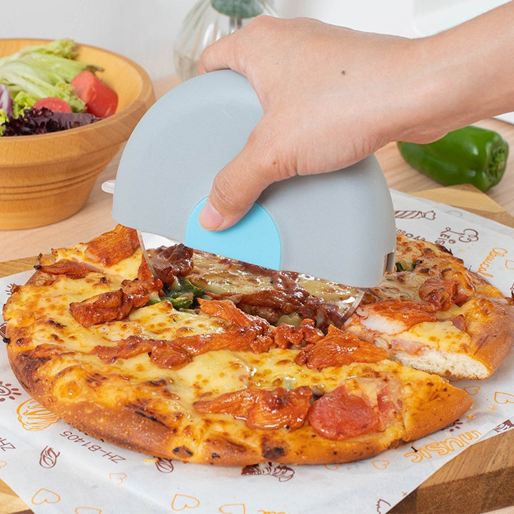 Silicone refrigerator container with practical flip lid Bowlift