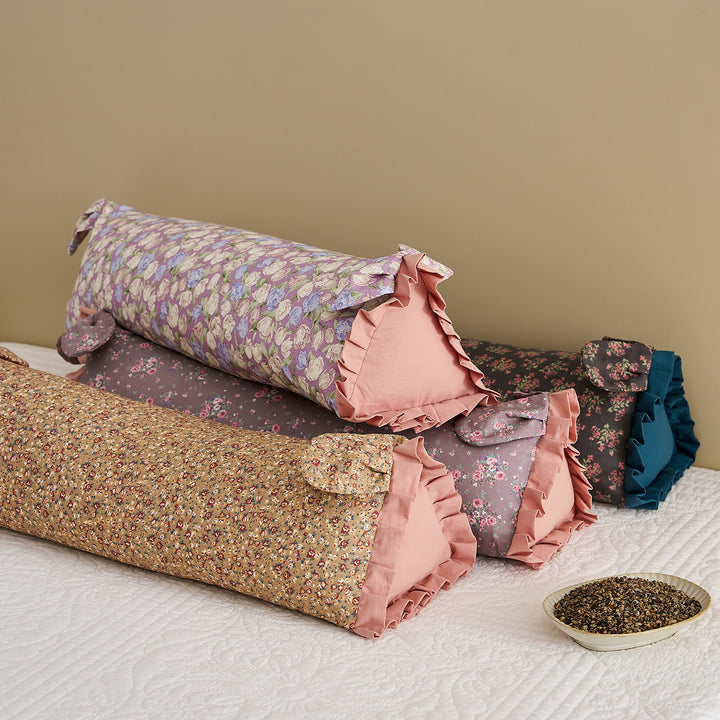 Meditation roll with playful floral pattern Bowlift
