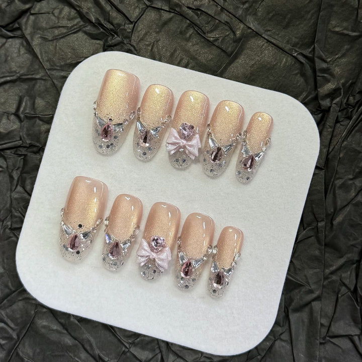 Decorative Press-On Nails Bowlift