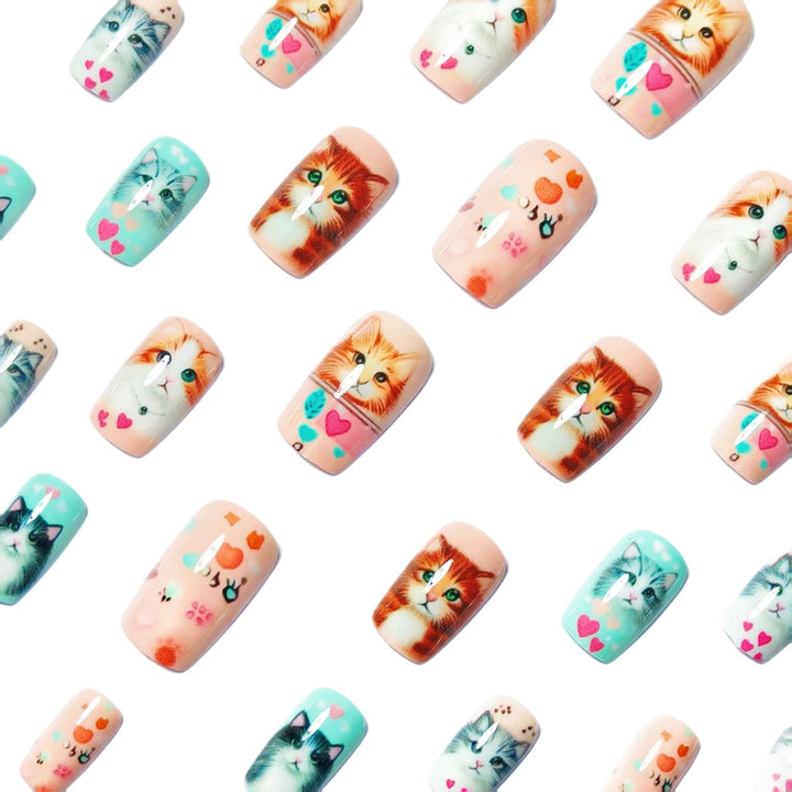 Cat-Themed 3D Nail Art Bowlift
