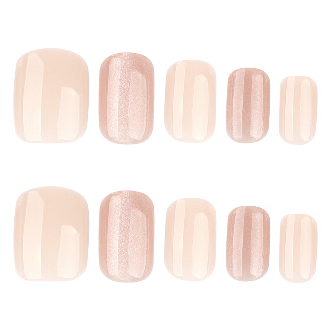 Artificial nail extensions with elegant glitter effect Bowlift