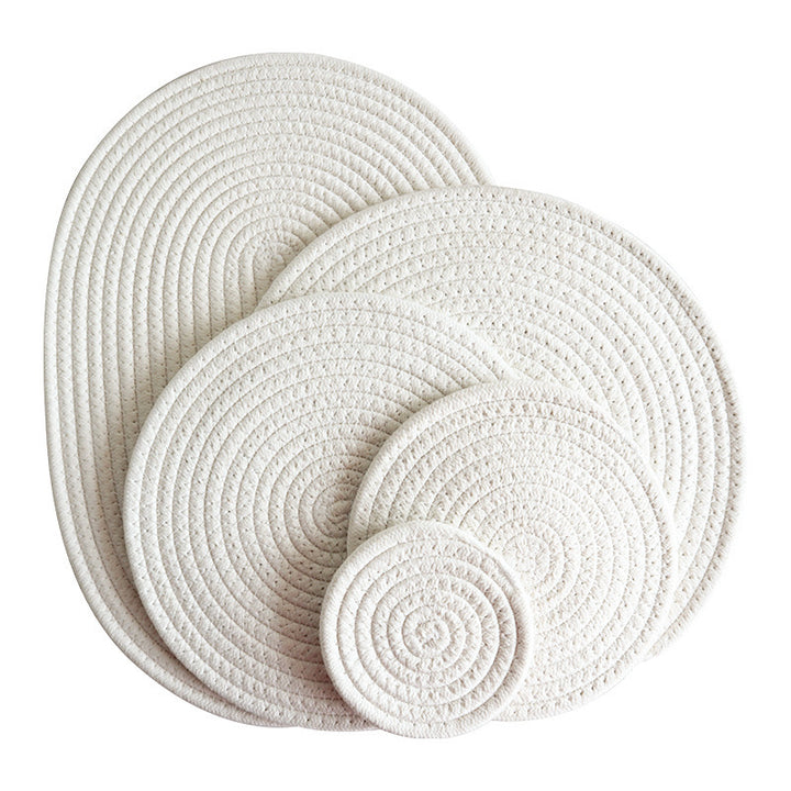 Ladies round placemats made of high-quality natural material Bowlift