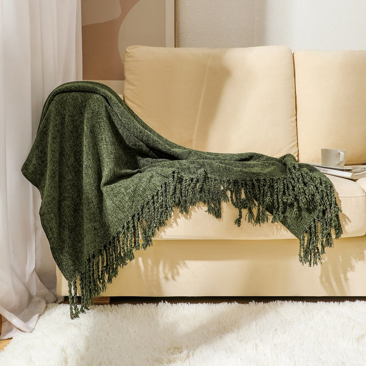 Ladies elegant and stylish couch blanket with fringes Bowlift