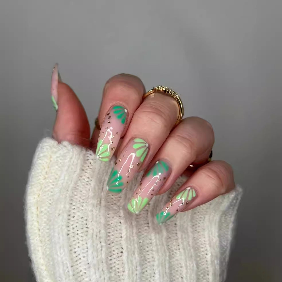 Artistically designed Nail Art Bowlift