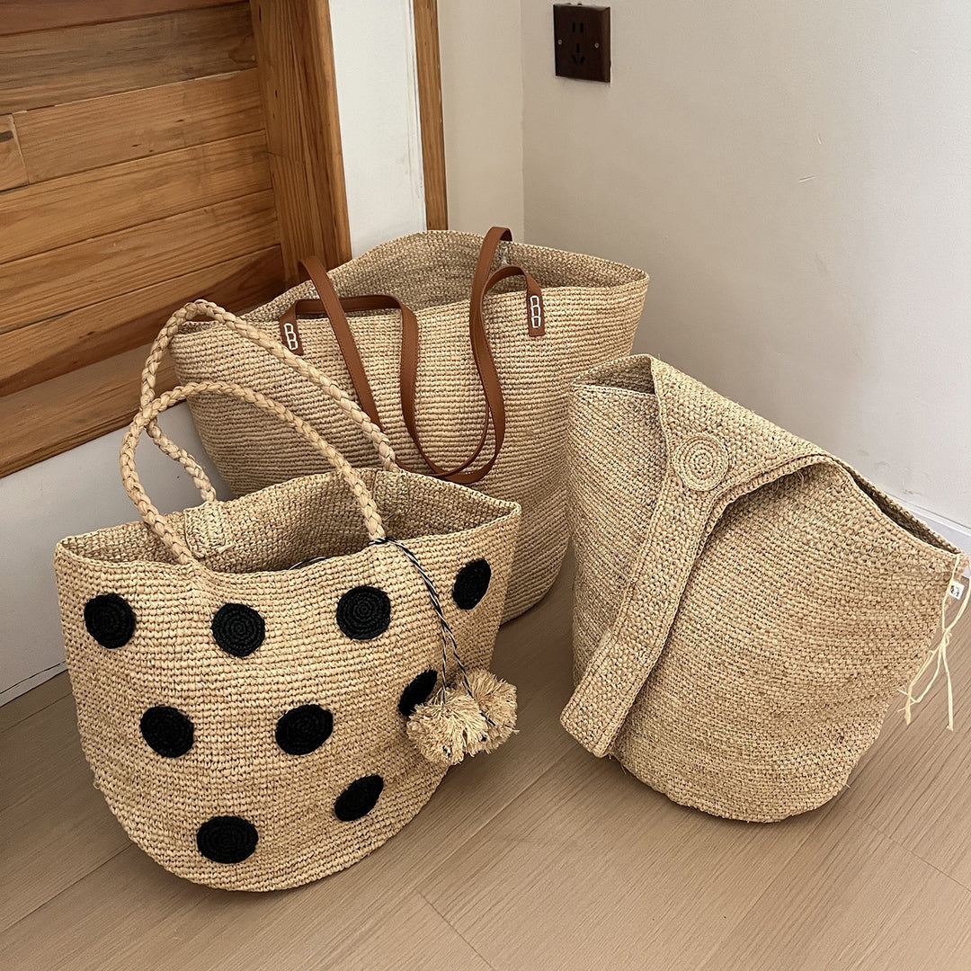 Handmade basket bag with braided handle Bowlift