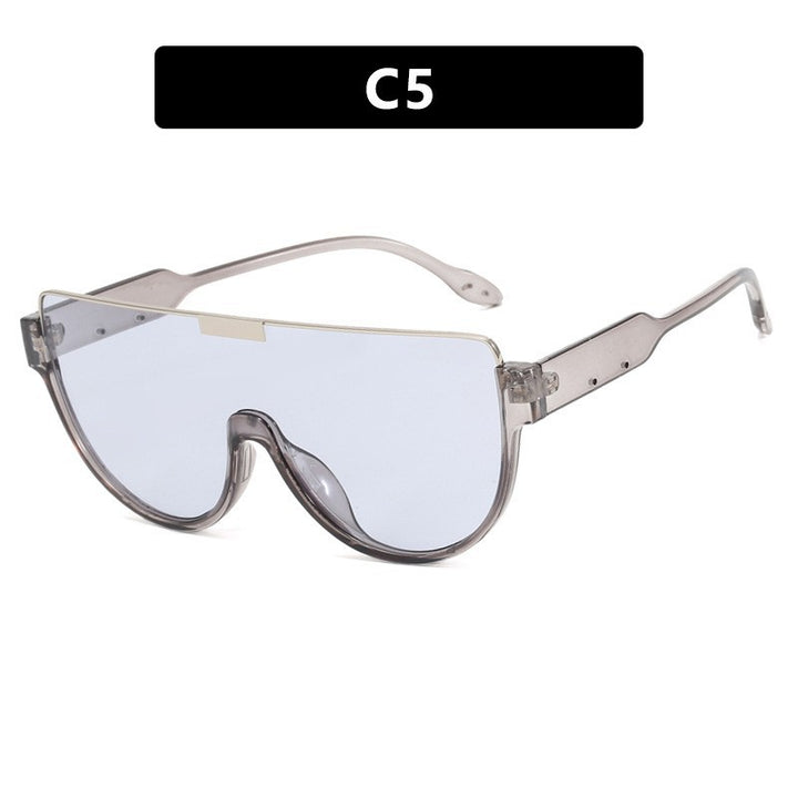 Women's Sporty Protective Goggles with Futuristic Design Bowlift