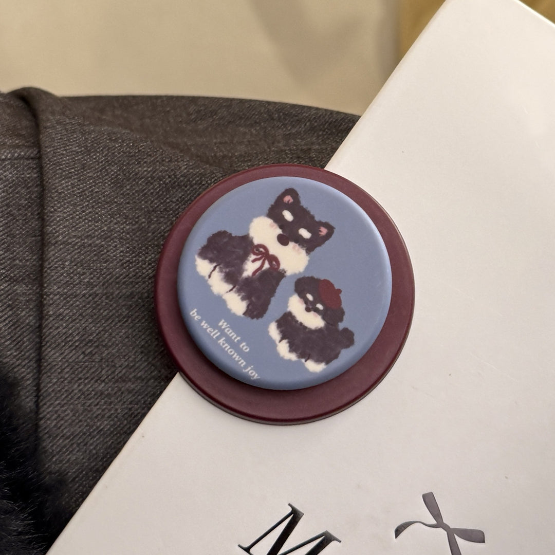 cute animal motif pin Bowlift