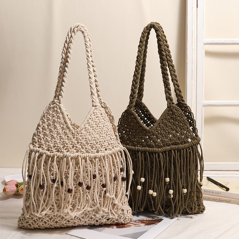 Crocheted beach bag with fringe details Bowlift