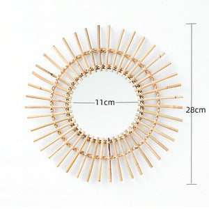 Decorative wall mirror in sunray design Bowlift