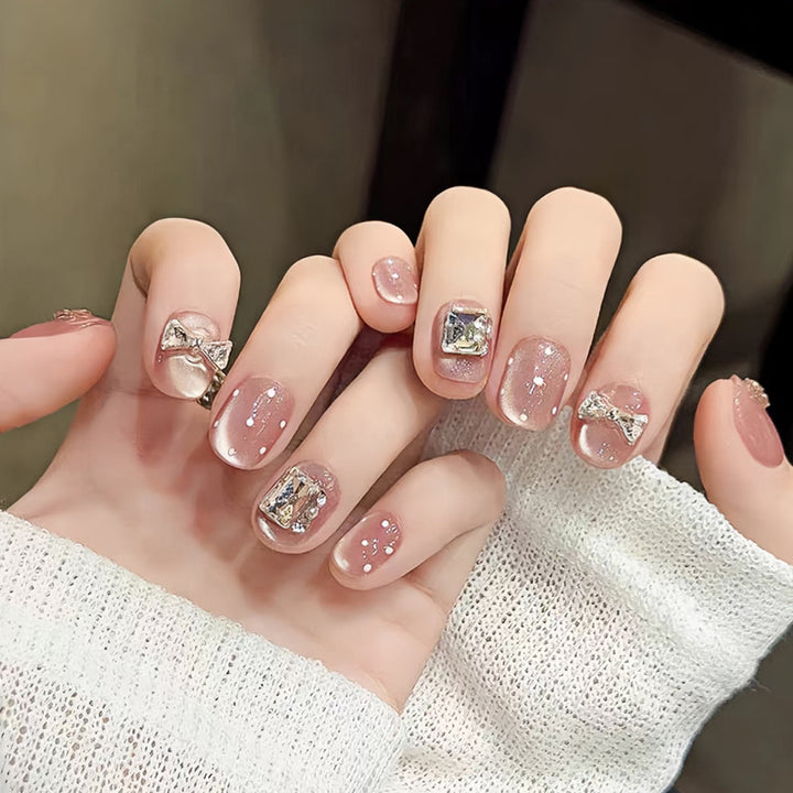 Luxurious Rhinestone-Embellished Press-On Nails Bowlift