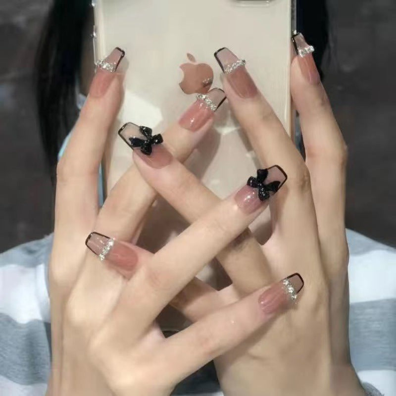 Artificial artificial nails with heart design Bowlift