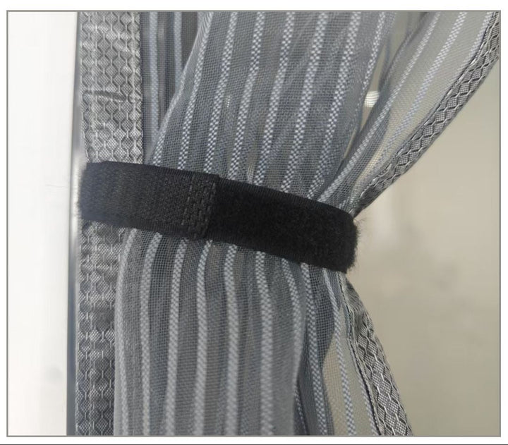 Lace-Trimmed Magnetic Mesh Curtain Bowlift