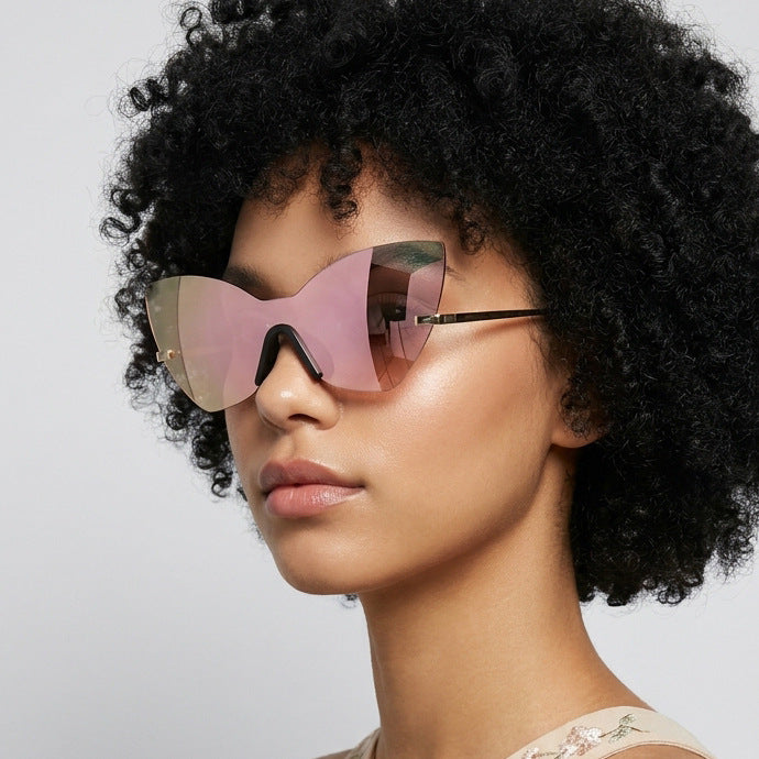 Women's extravagant Cat-Eye sunglasses with high-quality metal frame Bowlift