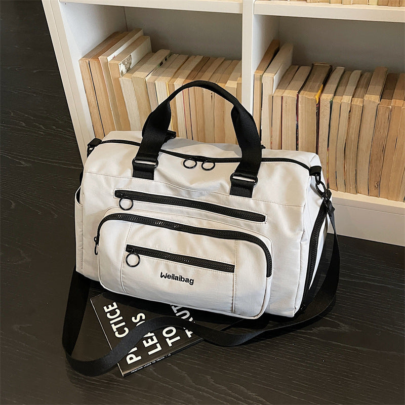 Women's Robust Leisure and Sports Bag Bowlift