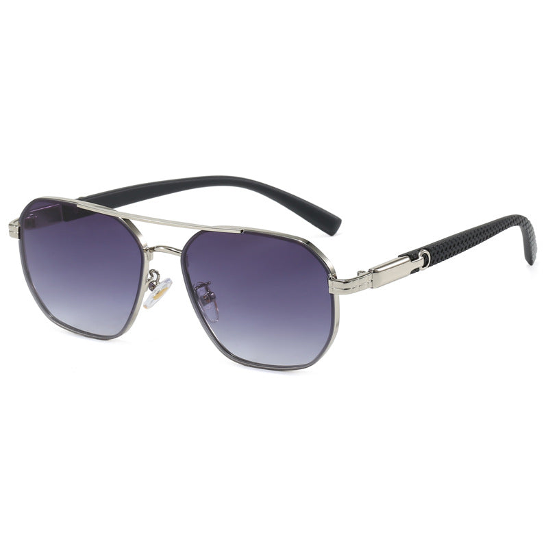 Women’s fashionable sunglasses with stylish accents Bowlift
